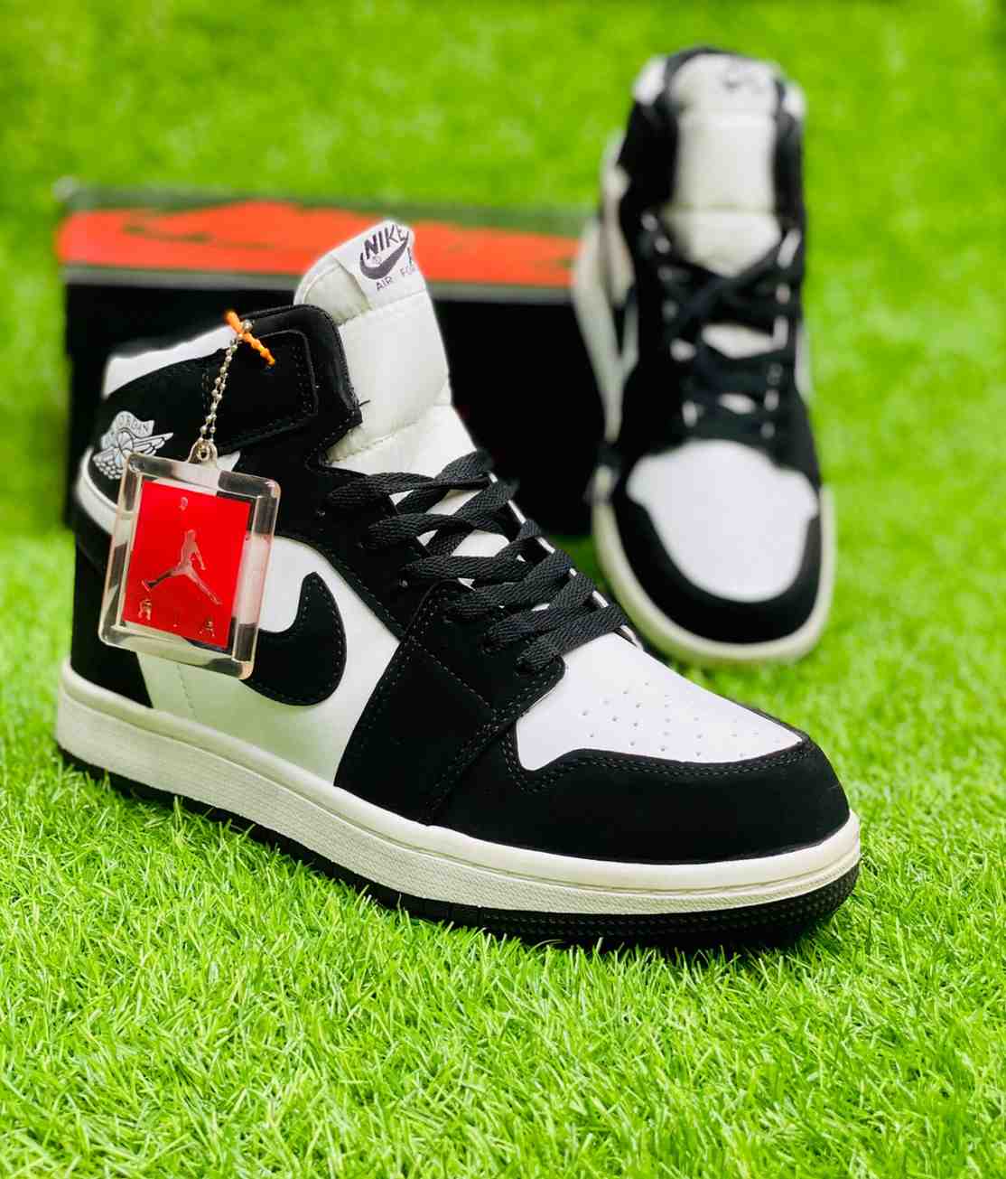 AJ1 High Black White High Suede