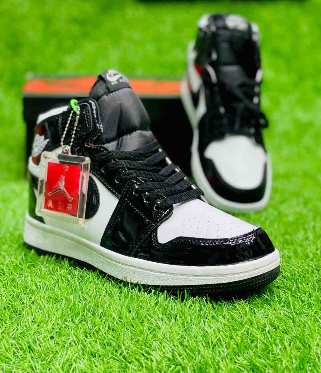 AJ1 High Black