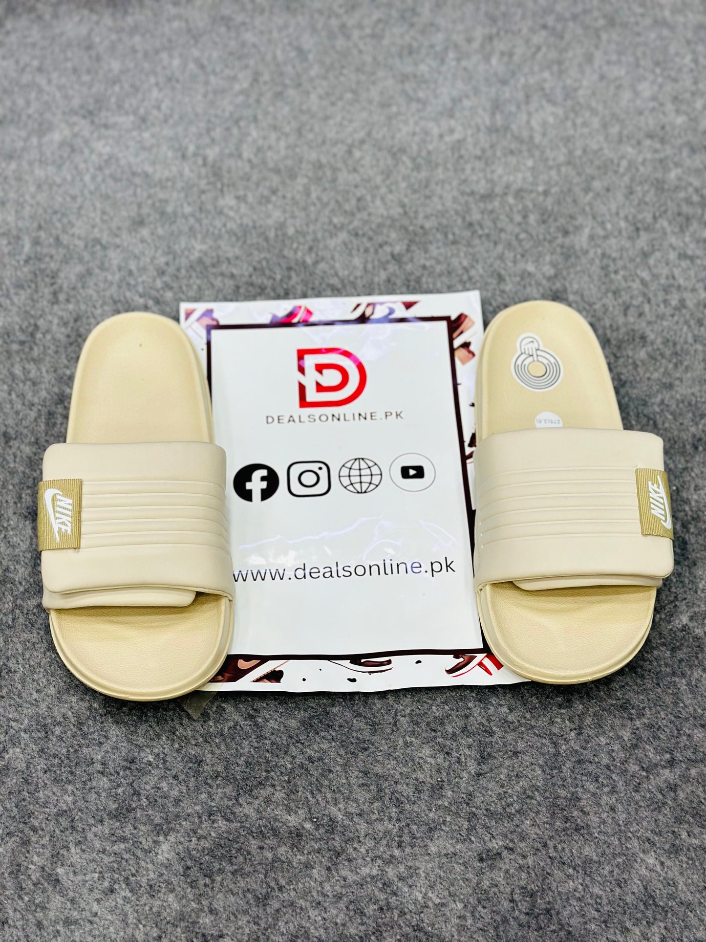 "-Nike-" Slippers | 5001 Cream