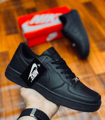 AF1 Black