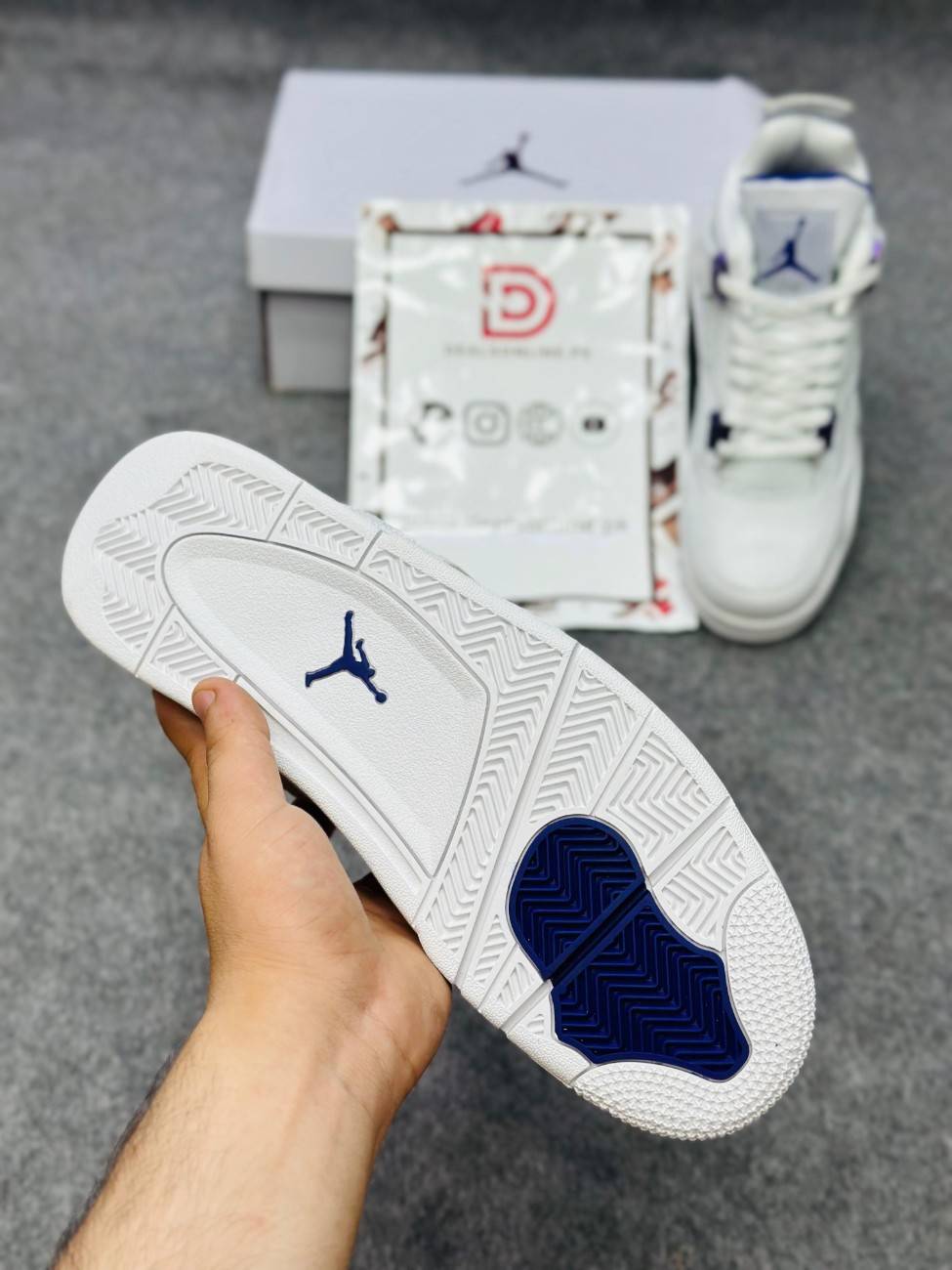 AJ4 Blue White Premium Batch